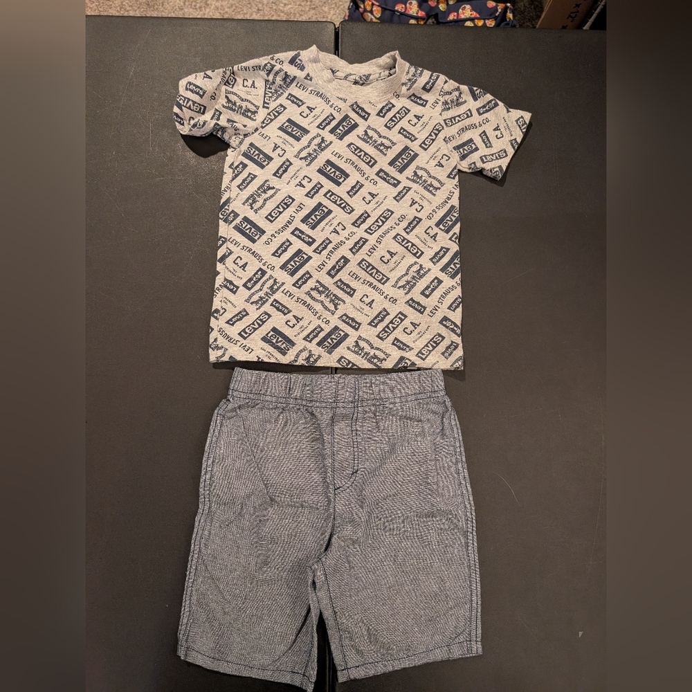 Levi's Toddler Boy Gray Logo Tee and Heathered Shorts Set - Navy & Light Gray 4T